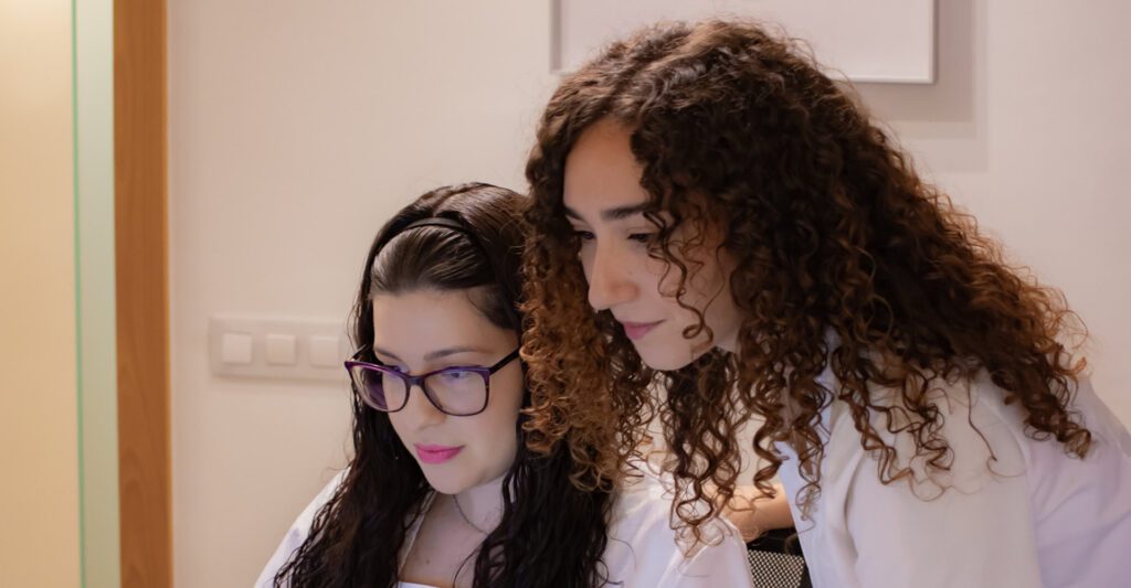 Consultorio dental equipado en Clínica del Pino, Calpe